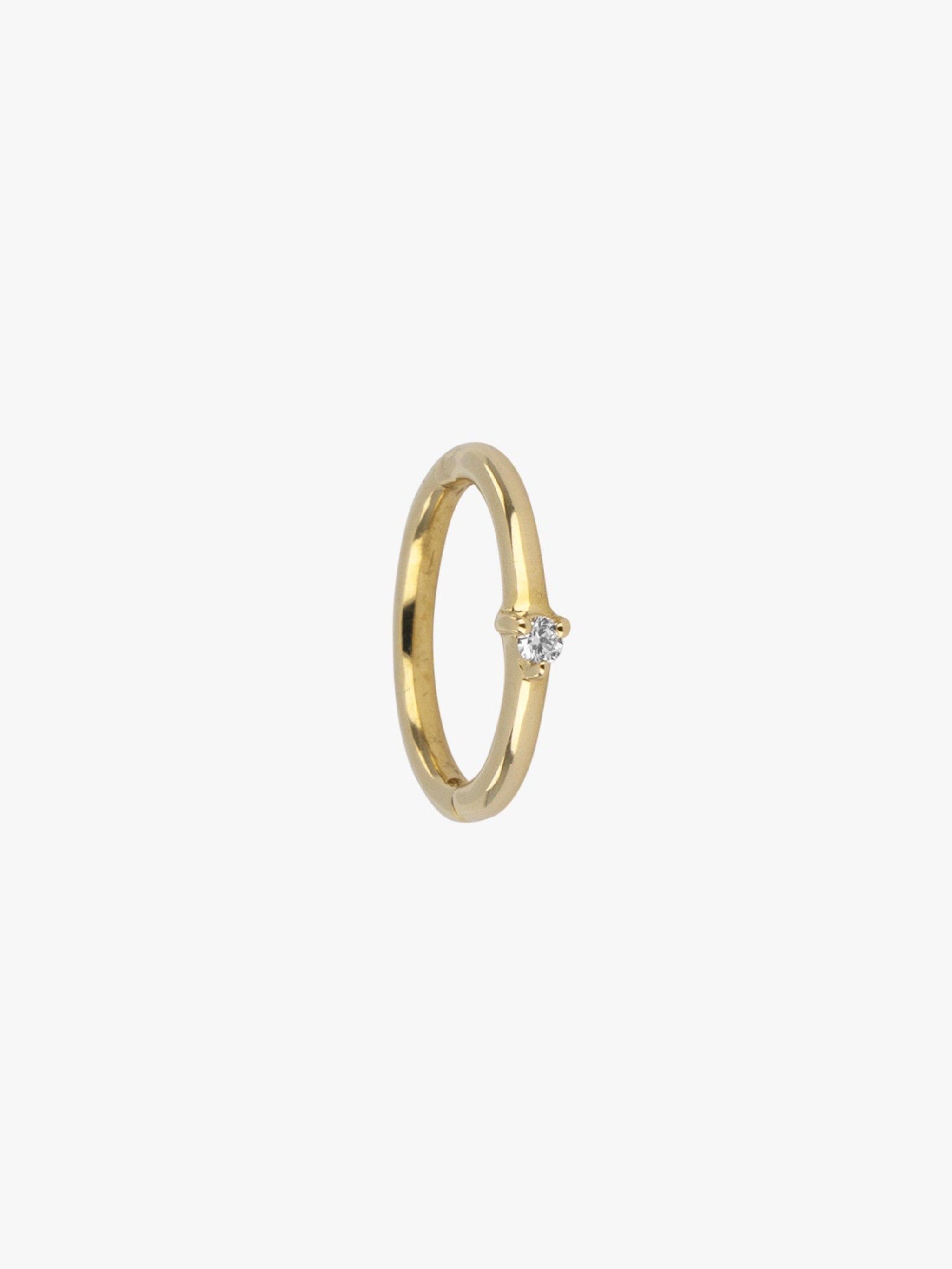 ダイヤモンドフープピアス